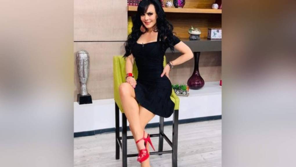 Maribel Guardia Celebra Cuatro Millones De Seguidores En Instagram Con Diminuto Bikini Diario