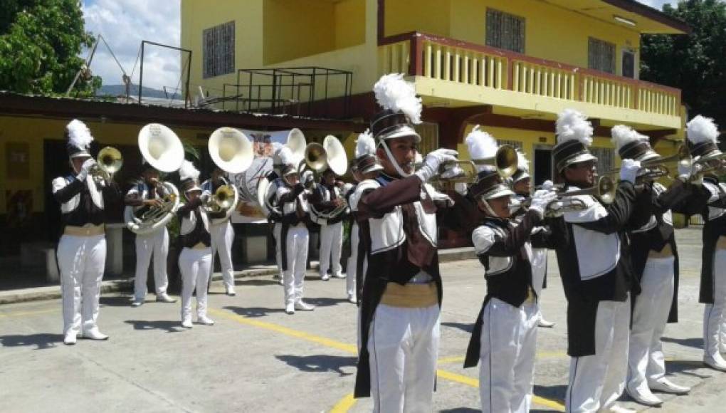 Banda Marcial Del R Mulo E Dur N Representar A Honduras En El