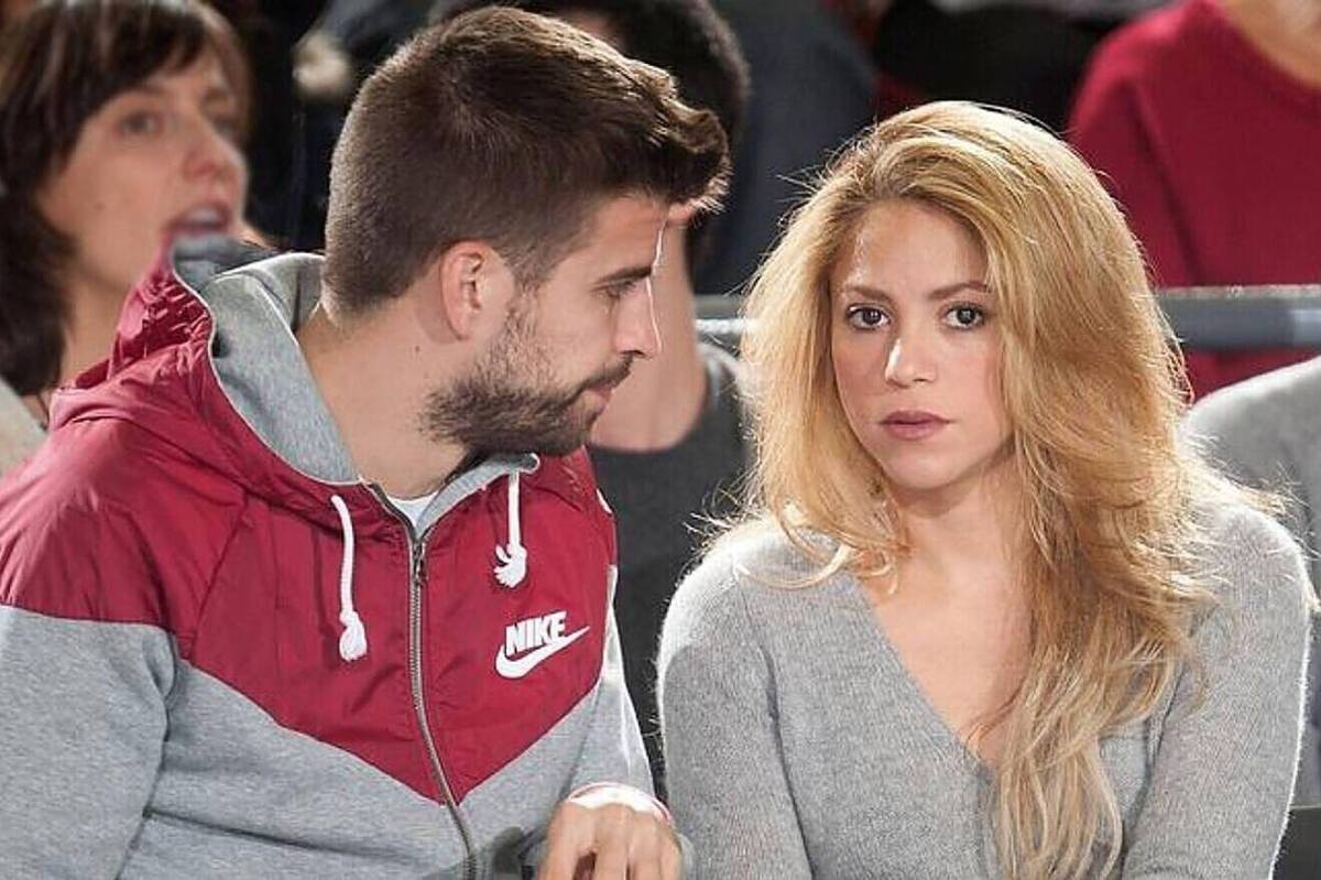 Gerard Piqué y su novia Clara Chía Martí van a bañar a una piscina cerca de la casa de Shakira