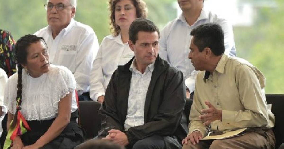 Peña Nieto firmó dos decretos para regular y racionalizar el uso del agua