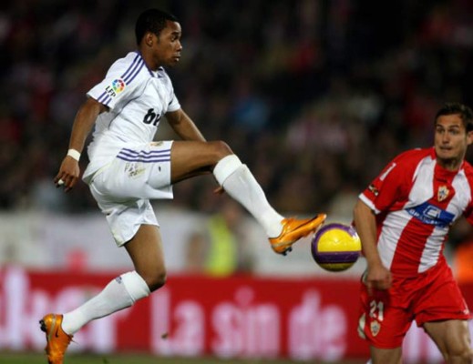 Robinho Pieza Clave Del Ataque Del Real Madrid