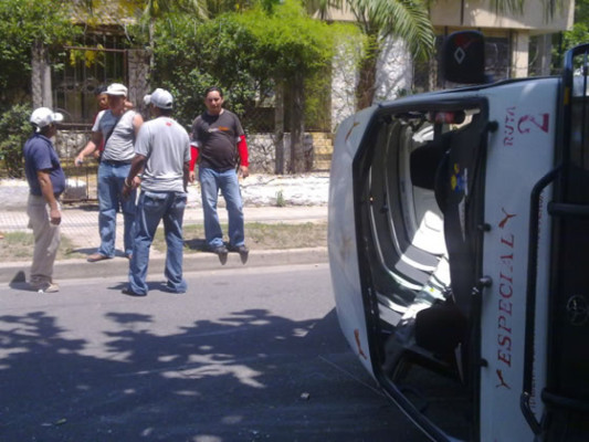 Accidente Vehicular Deja Cuatro Personas Heridas