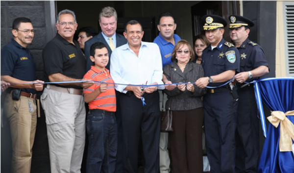 Inauguran C Rcel De M Xima Seguridad