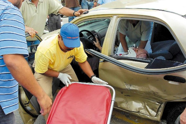 Se Salvan De Morir En Accidente